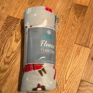 Comfort Bay Christmas Dog Blanket